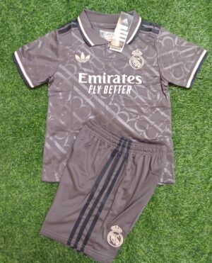Uniforme Niño Real Madrid