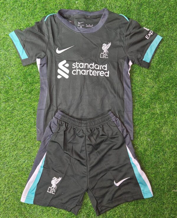 Uniforme Niño Liverpool