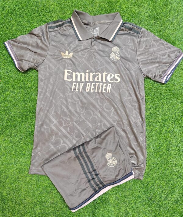 Conjunto Adulto Real Madrid