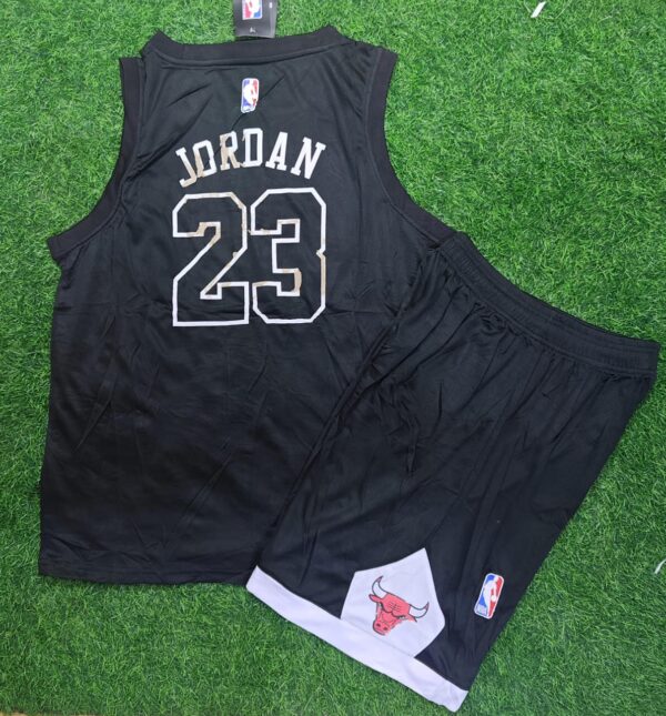 Uniforme de Basquetbol Bulls